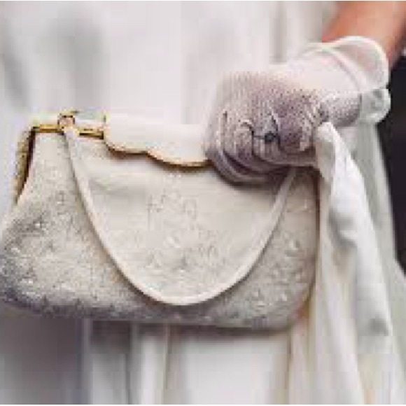 Vintage wedding day fully beaded white evening bag made in ❤️Hong Kong❤️ - Picture 9 of 17